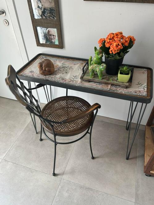 Sidetable/tafel met bijbehorende stoel, Huis en Inrichting, Overige Huis en Inrichting, Gebruikt, Ophalen