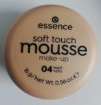 Mousse make-up essence 04, Bijoux, Sacs & Beauté, Tout le visage, Utilisé, Enlèvement ou Envoi