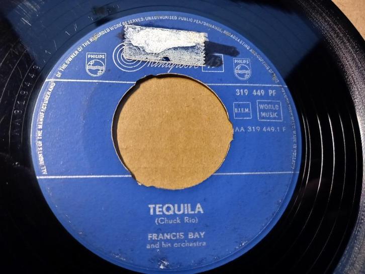Francis Bay‎ — Tequila / Piccadilly Jumps '7, CD & DVD, Vinyles Singles, Utilisé, Single, Jazz et Blues, 7 pouces, Enlèvement ou Envoi