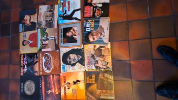 16 vinyl platen elvis etc  beschikbaar voor biedingen