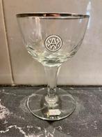 Westmalle bierglas: vreemd glas. Rariteit, Ophalen of Verzenden, Zo goed als nieuw, Glas of Glazen, Overige merken