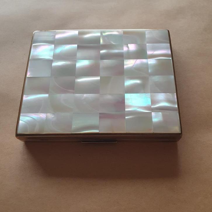 Minaudière vintage 1950—1960 avec miroir, Antiquités & Art, Curiosités & Brocante, Enlèvement