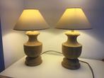 Twee houten bedlampjes, Ophalen