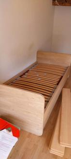 Bedframe zonder lattenbodem eenpersoons, Huis en Inrichting, Ophalen, Zo goed als nieuw
