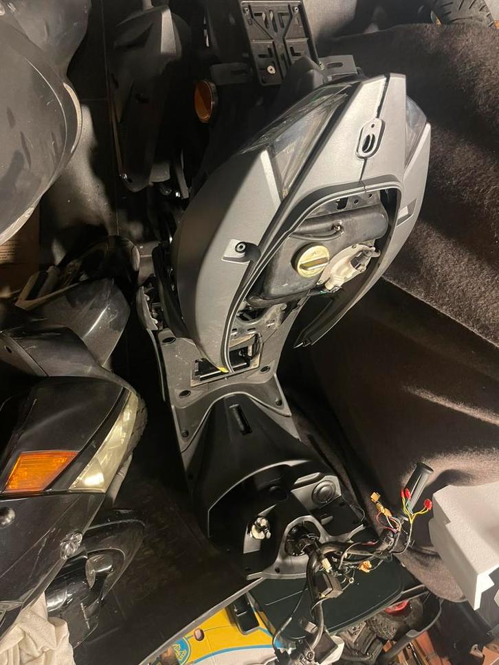 Motron breezy kappen feitelijk complete zonder paps Lees, Fietsen en Brommers, Brommeronderdelen | Scooters, Gebruikt, Overige merken