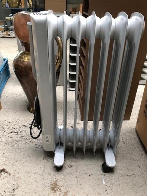 2 mobiele elektrische verwarmingstoestel - 2 modellen, Doe-het-zelf en Bouw, Verwarming en Radiatoren, Zo goed als nieuw, Radiator
