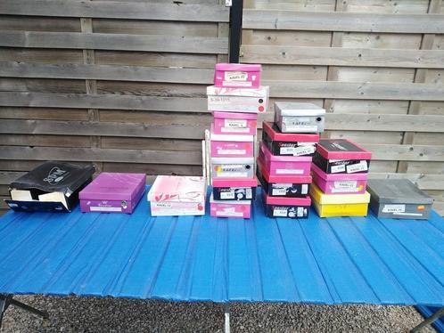 Lot de chaussures femme 18 paires, Vêtements | Femmes, Chaussures, Comme neuf, Enlèvement ou Envoi