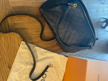 Handtas Louis Vuitton, Handtassen en Accessoires, Ophalen of Verzenden, Zo goed als nieuw, Zwart, Handtas