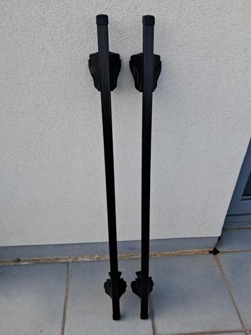 kit barres de toit thule avec pieds fixation norauto, Enlèvement, Utilisé