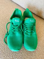 🌿 Groene sneakers met veters — zo goed als nieuw! 🌿, Kleding | Dames, Schoenen, Fashion, Ophalen of Verzenden, Zo goed als nieuw