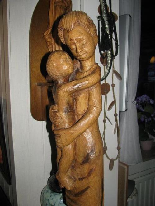 oud afrikaans houten beeld madonna met kind 75 cm, Antiquités & Art, Art | Sculptures & Bois, Enlèvement ou Envoi