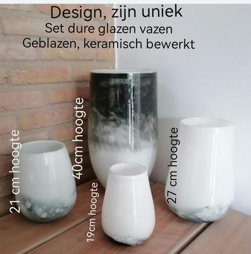 Set van 4 speciale glazen design vazen, Huis en Inrichting, Woonaccessoires | Vazen, Zo goed als nieuw, Glas, Ophalen