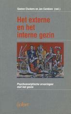 Externe en interne gezin psychoanalytische ervaringen, Boeken, Ophalen of Verzenden, Gelezen