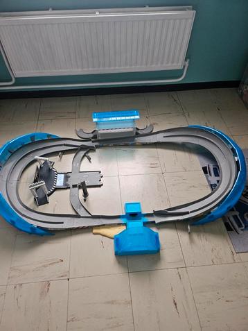 Cars racebaan  beschikbaar voor biedingen