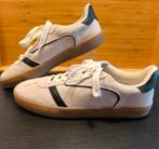 Basket Stradivarius NEUVES ! T38, Enlèvement, Beige