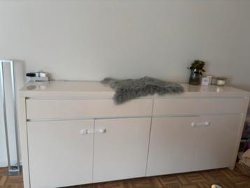 Dressoir hoogglans ikea 240x50x100 beschikbaar voor biedingen