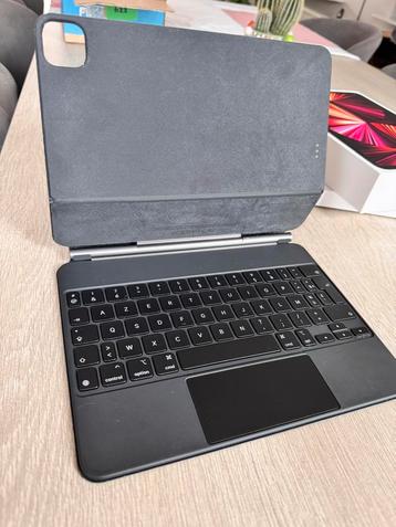 Apple - Magic Keyboard voor Ipad pro - AZERTY beschikbaar voor biedingen
