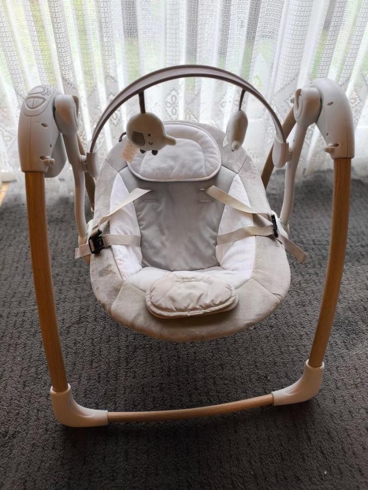 Schommelstoel, Kinderen en Baby's, Wipstoeltjes, Zo goed als nieuw, Schommelstoel, Overige merken, Met gordel(s) of riempje(s)
