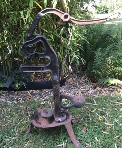 Antieke handmatige kurkenpers/flessenkurker in gietijzer, Antiek en Kunst, Antiek | Gereedschap en Instrumenten, Ophalen