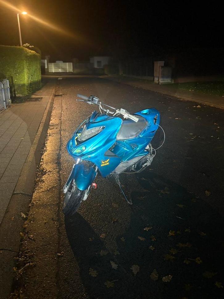 Aerox b klasse, Fietsen en Brommers, Scooters | Yamaha, Gebruikt, Aerox, Klasse B (45 km/u), Tweetakt, Ophalen