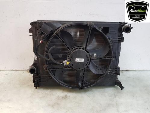 RADIATEUR COMPLEET Renault Megane IV (RFBB) (01-2015/-), Auto-onderdelen, Airco en Verwarming, Renault, Gebruikt