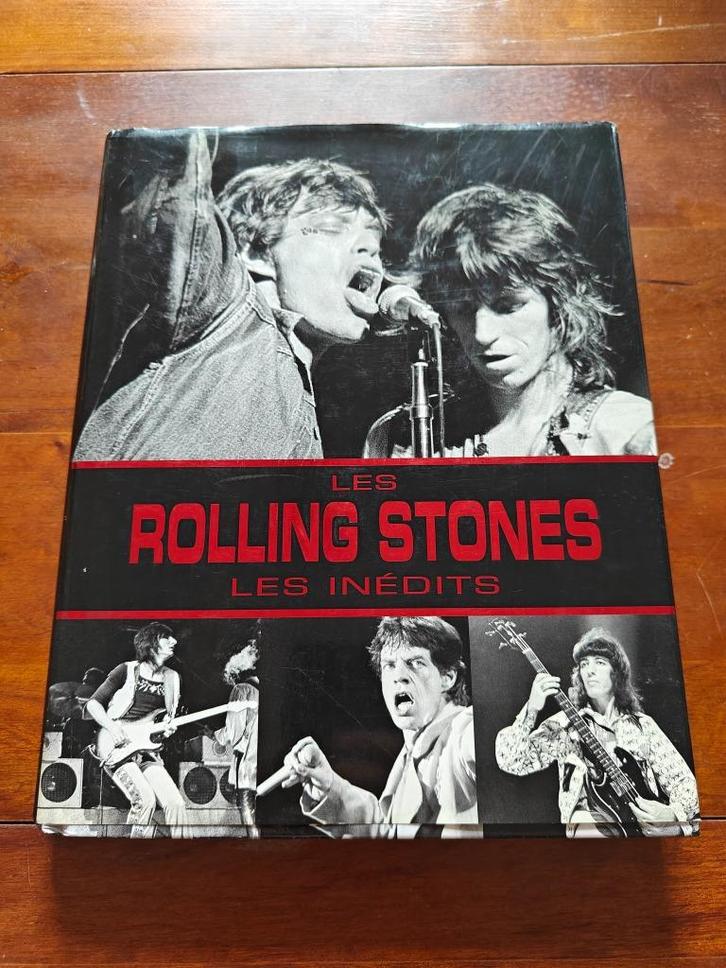 Boek: The Rolling Stones - The Unreleased - Susan Hill, Boeken, Muziek, Gelezen, Artiest, Ophalen