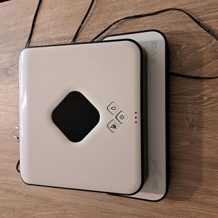 Dweilrobot Dirt Devil EVO M678, Electroménager, Aspirateurs, Comme neuf, Enlèvement ou Envoi