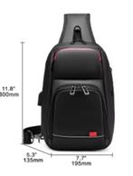 9.7 " Crossbody Schoudertas met Usb aansluiting (nieuwstaat), Handtassen en Accessoires, Tassen | Schoudertassen, Ophalen of Verzenden