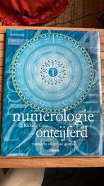 NUMEROLOGIE ONTCIJFERD -  Richard Craze, Boeken, Ophalen of Verzenden, Zo goed als nieuw