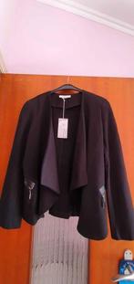 Neuf !! Petite veste noire (jamais portée), Enlèvement, Neuf