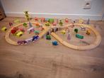 Houten Treintje + extra blokken en diertjes | Speelgoed, Ophalen, Gebruikt, Overige typen