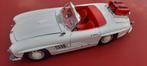 Mercedes 300 SL. BURAGO. 1:18, Enlèvement ou Envoi, Comme neuf, Burago