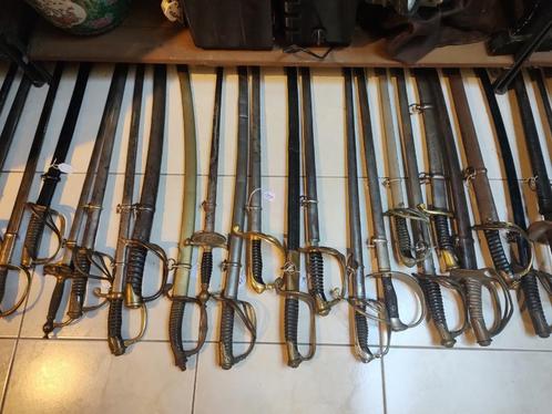 Lot van 85 sabels aan € 200 per stuk uit te kiezen, Verzamelen, Militaria | Algemeen, Ophalen