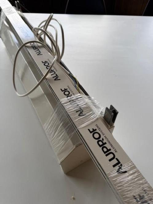 Voorzetrolluik, Doe-het-zelf en Bouw, Rolluiken, Nieuw, 100 tot 150 cm, Minder dan 100 cm, Crème ou Beige, Elektrische bediening