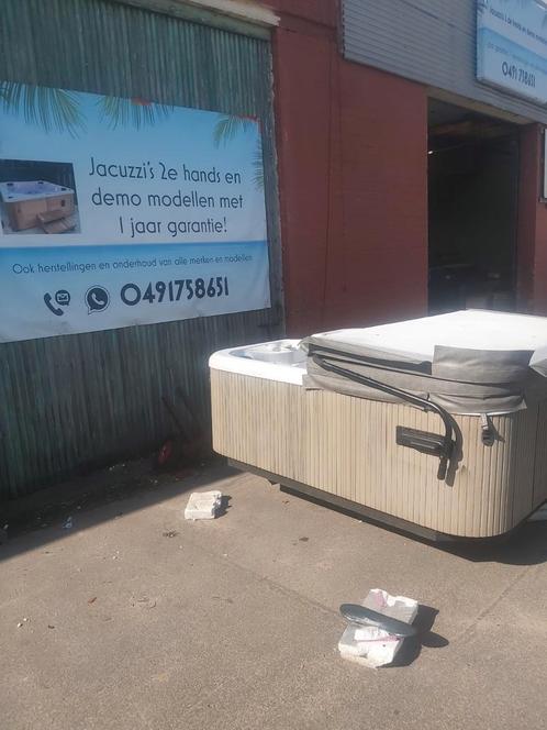 Jacuzzi livré gratuitement, source d'eau chaude installée, Jardin & Terrasse, Accessoires de piscine, Comme neuf, Enlèvement ou Envoi