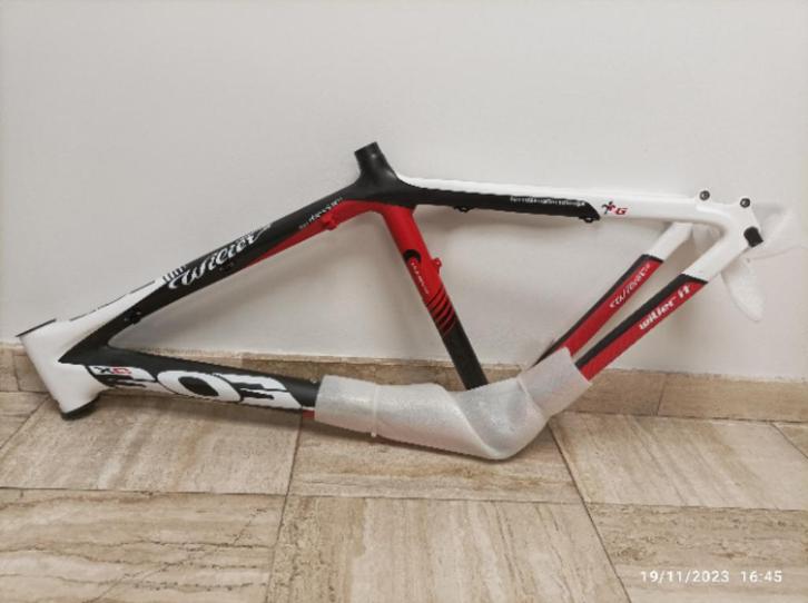 Cadre velo Wilier Triestina Carbone 303 XC, Vélos & Vélomoteurs, Vélos | Vélos de course, Neuf, Hommes, Autres marques, Moins de 10 vitesses