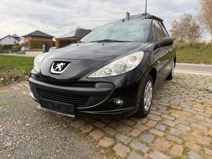 Peugeot 206+2010 Ct ok rijklaar, zeer schoon, Auto's, Peugeot, Particulier, ABS, Airbags, Airconditioning, Boordcomputer, Centrale vergrendeling
