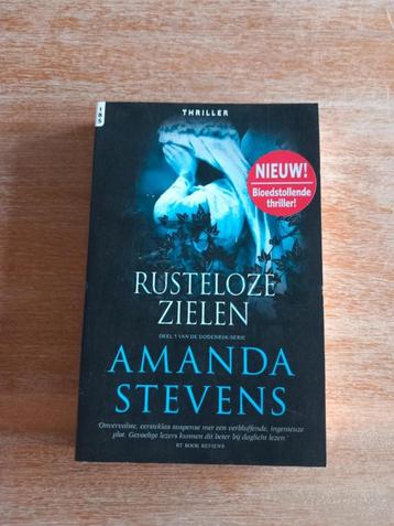 Boek Rusteloze Zielen - Amanda Stevens beschikbaar voor biedingen