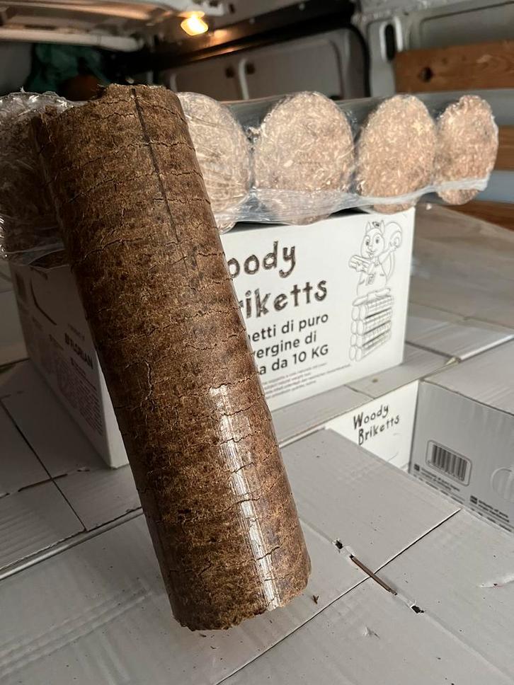 ZOMERDEAL 🤩Briketten van 100% hardhout Superprijs!!!!, Tuin en Terras, Palen, Balken en Planken, Nieuw, Overige typen, Ophalen of Verzenden