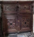 Oude Vintage Vlaamsche kast, Ophalen