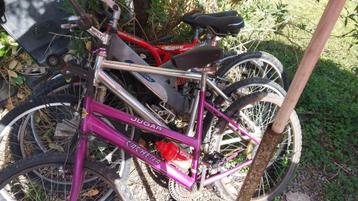 Lot de 4 vtt  beschikbaar voor biedingen