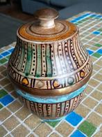 Antieke Marokkaanse pot met deksel, handbeschilderd, turquoi, Enlèvement ou Envoi