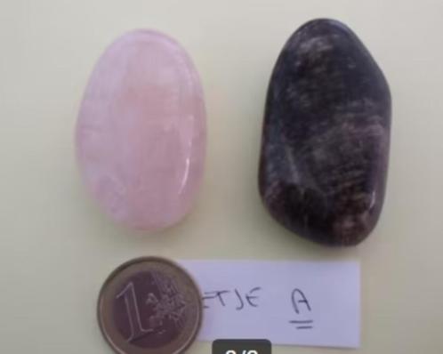 prachtige grote rozenkwarts + versteend hout trommelsteen, Verzamelen, Mineralen en Fossielen, Ophalen of Verzenden