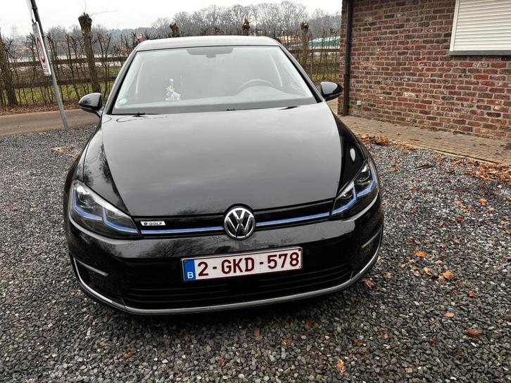 volkswagen e-golf, Autos, Volkswagen, Particulier, Golf, ABS, Phares directionnels, Régulateur de distance, Airbags, Air conditionné