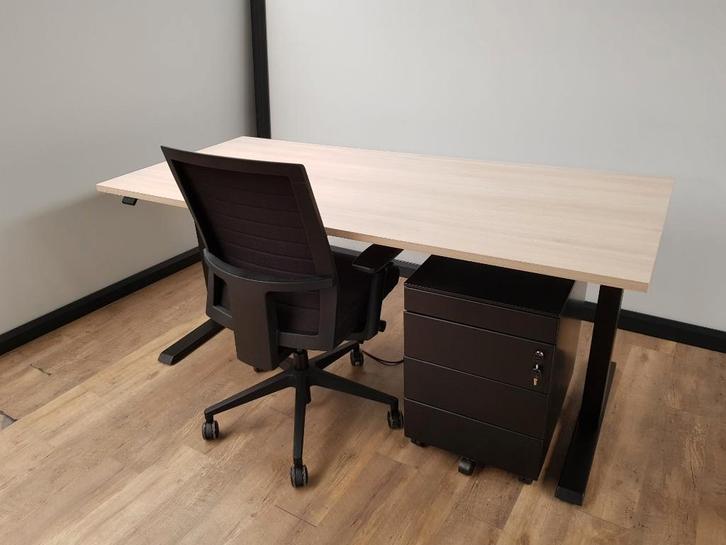 Elektrische verstelbaar zit sta bureau, Computers en Software, Laptoptafels, Ophalen of Verzenden