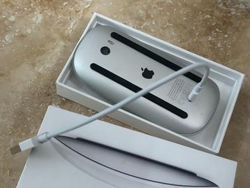 Souris magique A1657 (2021) - Apple