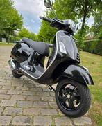 Te koop: Vespa GTS SuperTech 125 (2019) – Zwart, Motoren, Scooter, Particulier, 125 cc, ABS