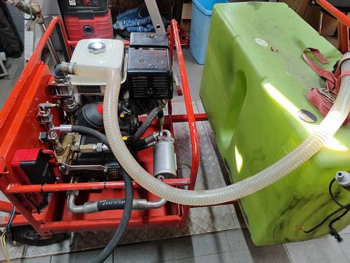 Hogedruk pomp /reiniger 13pk Honda met hoog debiet, Zakelijke goederen, Landbouw | Tractoren, Ophalen
