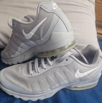 Basket nike, Enlèvement ou Envoi, Comme neuf, Chaussures