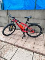 Rockrider st900 + Rollen, Ophalen, Zo goed als nieuw